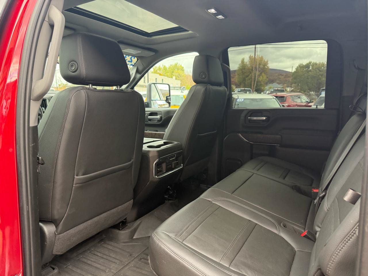 Used 2023 GMC Sierra 2500 Denali w/ Denali Ultimate Package AWD/4WD image 27