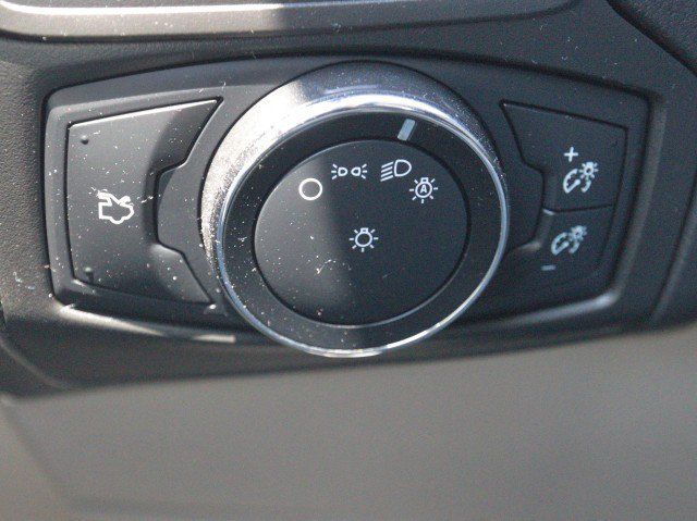 Used 2014 Ford Focus SE FWD image 16