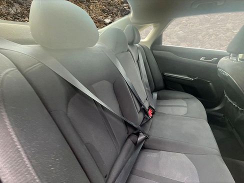 Used 2021 Kia K5 LXS image 24