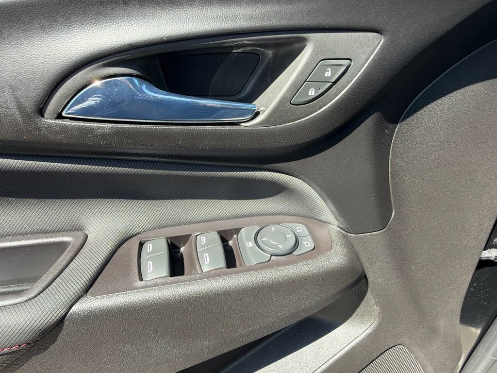 Used 2022 Chevrolet Equinox RS w/ LPO, Floor Liner Package FWD image 33