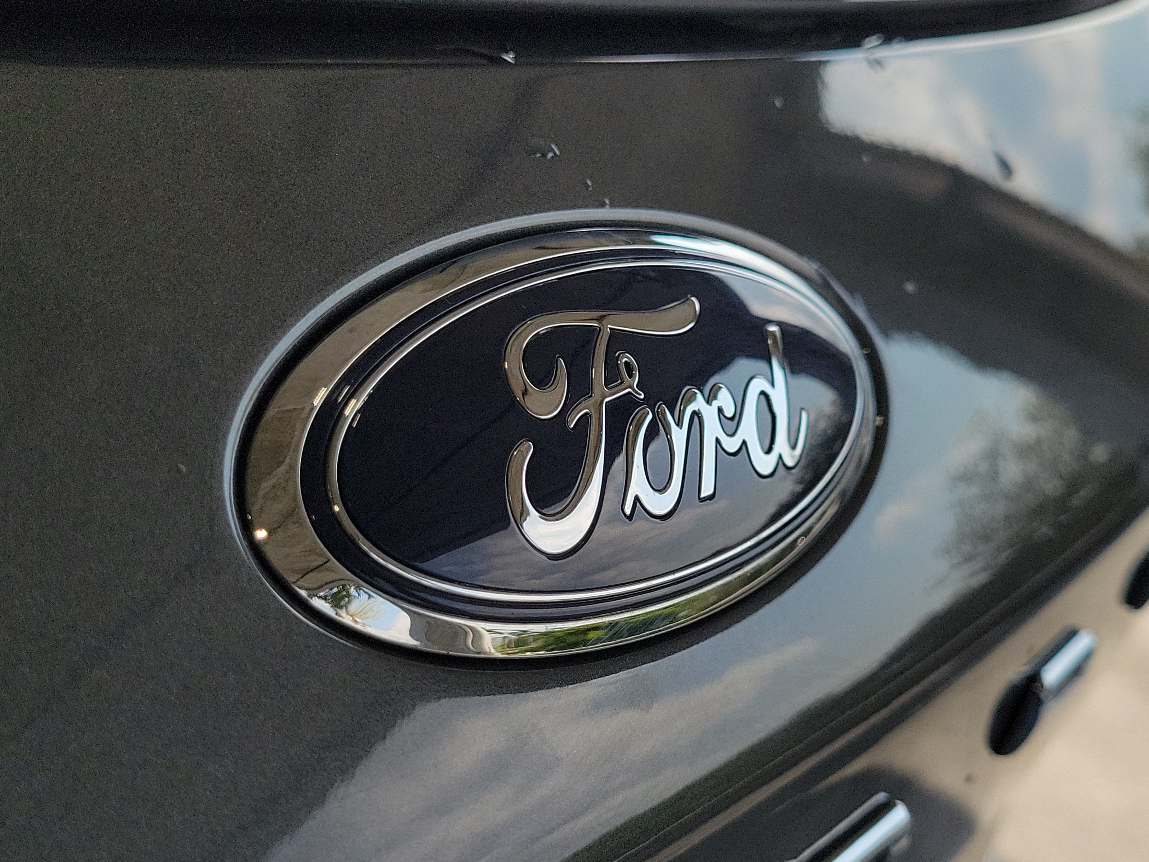 Used 2025 Ford Escape Active AWD/4WD image 6