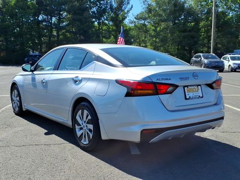 Used 2023 Nissan Altima 2.5 S FWD image 5
