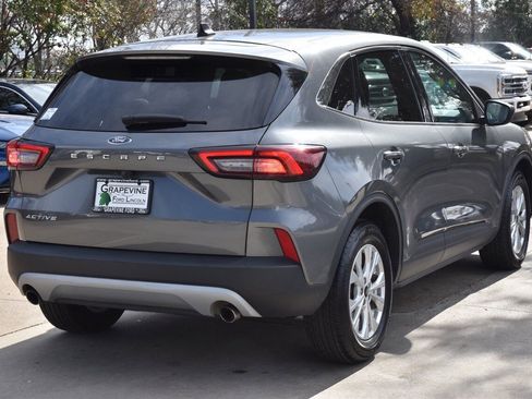 Used 2023 Ford Escape Active image 8
