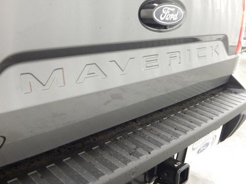 New 2025 Ford Maverick XL image 6