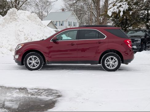 Used 2017 Chevrolet Equinox LT w/ Convenience Package image 12