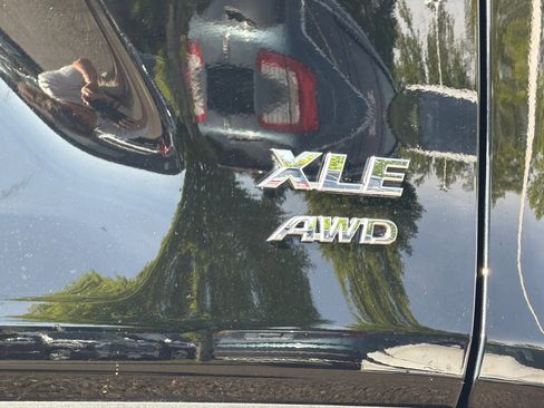 Certified 2025 Toyota RAV4 XLE AWD/4WD image 27