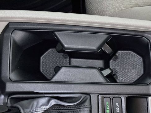 Used 2025 Honda Accord SE image 15