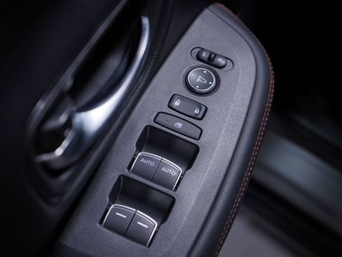 Used 2024 Honda HR-V Sport image 16