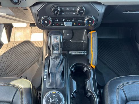 Used 2023 Ford Bronco Badlands image 51