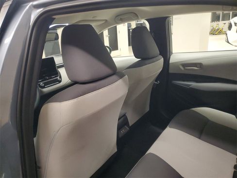 Used 2023 Toyota Corolla LE image 11
