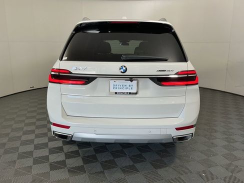 Certified 2024 BMW X7 xDrive40i image 6