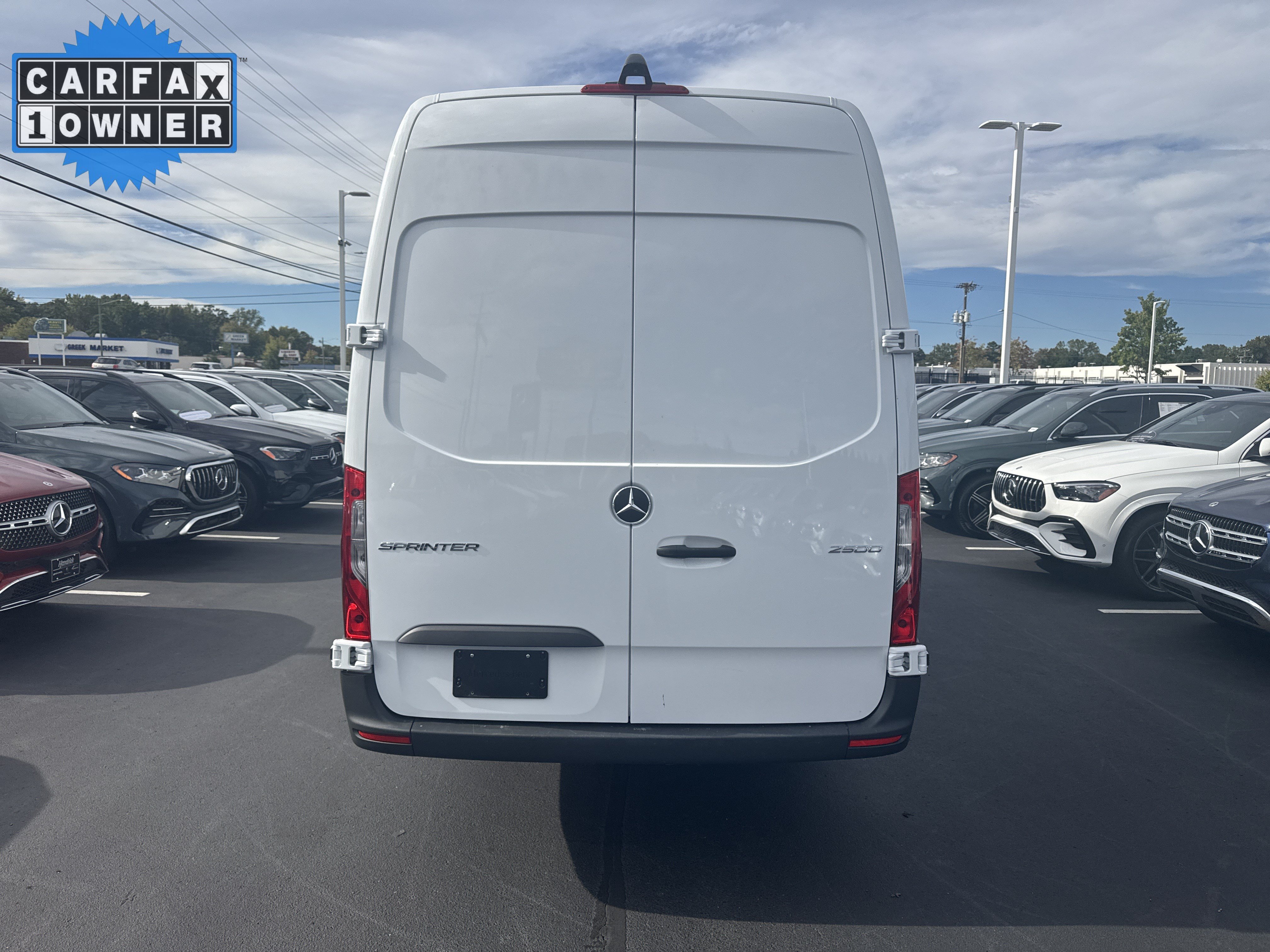 Used 2025 Mercedes-Benz Sprinter 2500 image 9