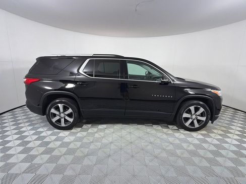 Used 2018 Chevrolet Traverse LT FWD image 4