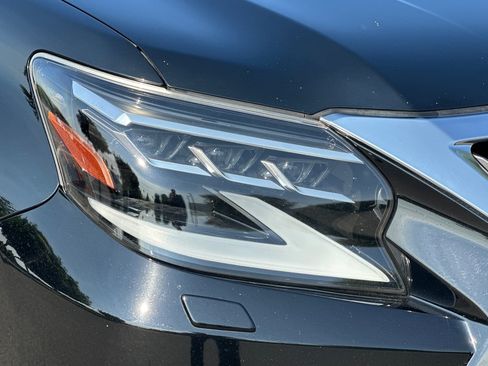 Used 2020 Lexus GX 460 Premium w/ Premium Package AWD/4WD image 12