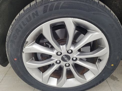 Used 2017 Lincoln MKC Select w/ Select Plus Package image 31