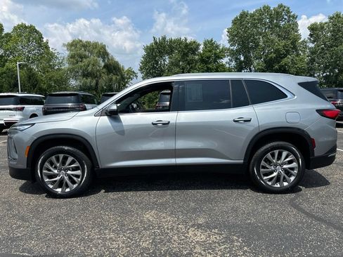 Used 2026 Buick Enclave Preferred FWD image 7
