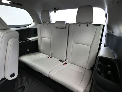 Used 2024 Toyota Grand Highlander Platinum image 44