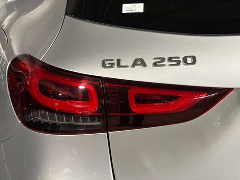 Used 2023 Mercedes-Benz GLA 250 image 26