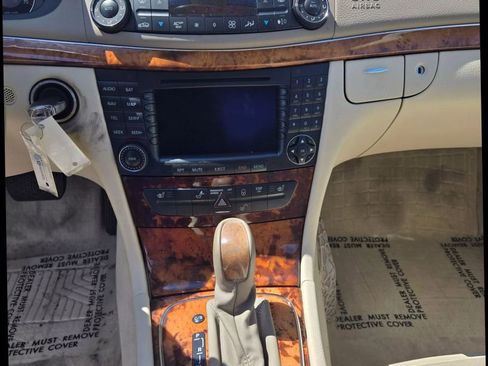 Used 2004 Mercedes-Benz E 500 Sedan image 19
