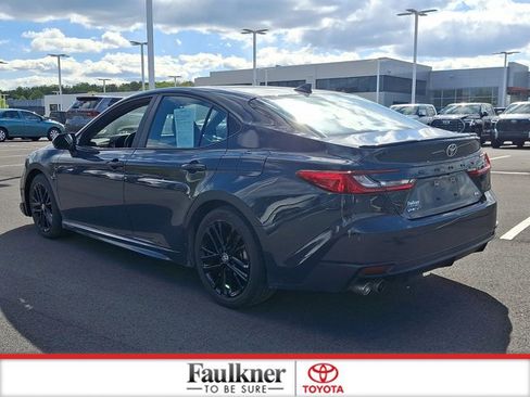 Certified 2025 Toyota Camry SE FWD image 4