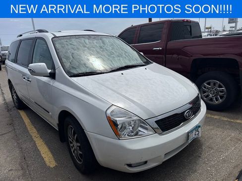 Used 2012 Kia Sedona EX w/ Luxury Pkg FWD image 3