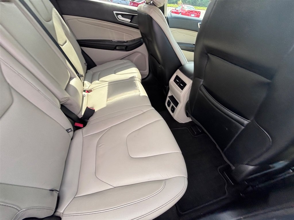 Used 2019 Ford Edge Titanium w/ Cargo Accessory Package FWD image 25