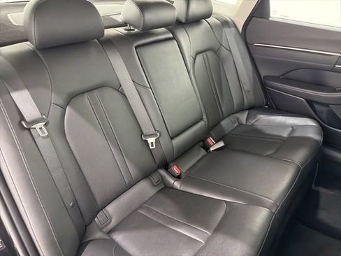 Used 2022 Hyundai Sonata Limited FWD image 22