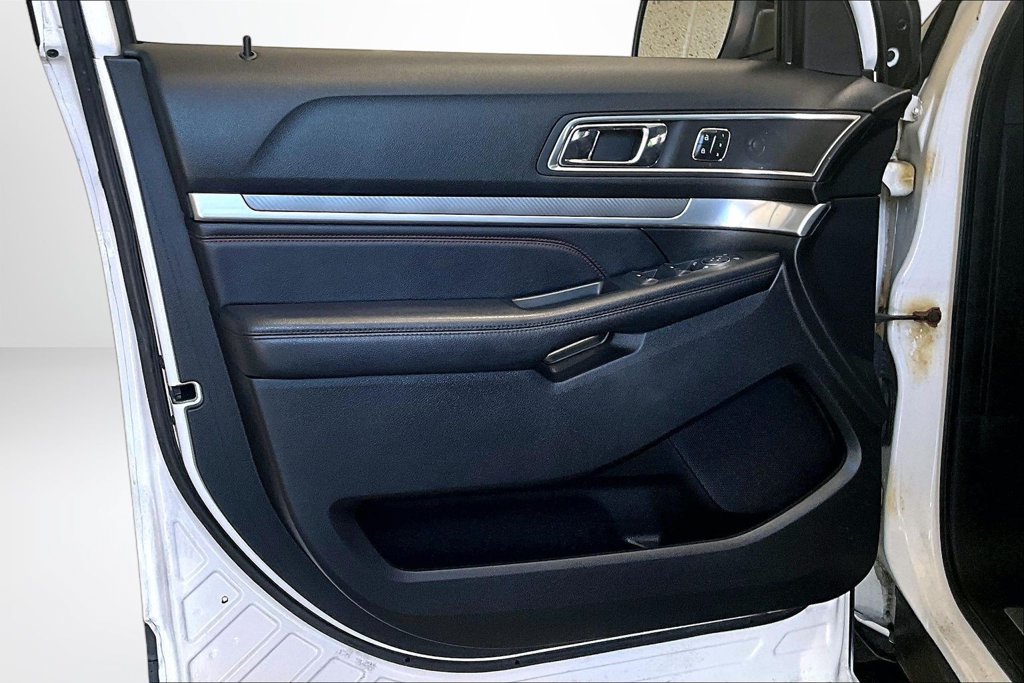 Used 2018 Ford Explorer Sport AWD/4WD image 20