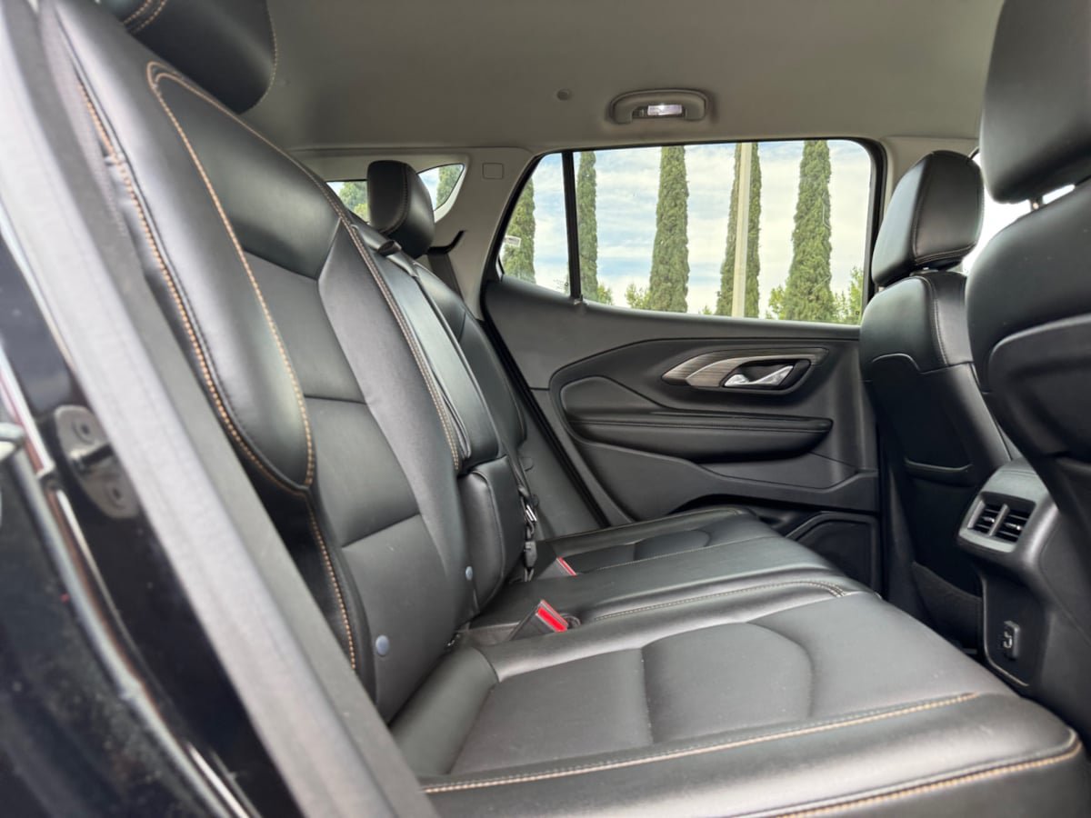 Used 2020 GMC Terrain SLT AWD/4WD image 18