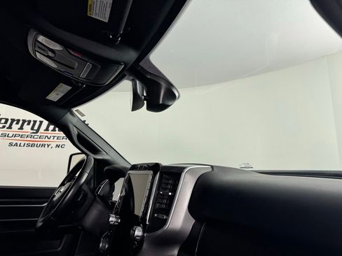 Used 2024 RAM 2500 Big Horn w/ Night Edition image 30