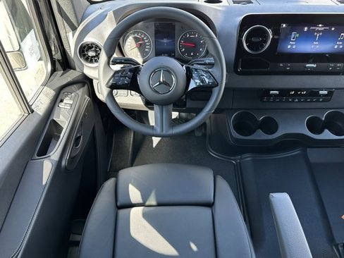 New 2025 Mercedes-Benz Sprinter 2500 image 13