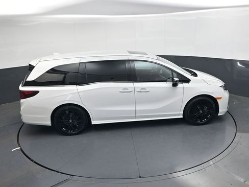 Used 2025 Honda Odyssey Sport-L image 24