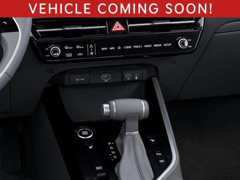 New 2026 Kia Niro EX FWD image 23