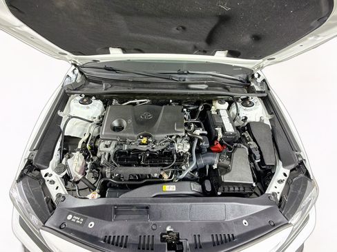 Used 2024 Toyota Camry SE FWD image 30