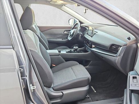 Used 2022 Nissan Rogue SV image 20