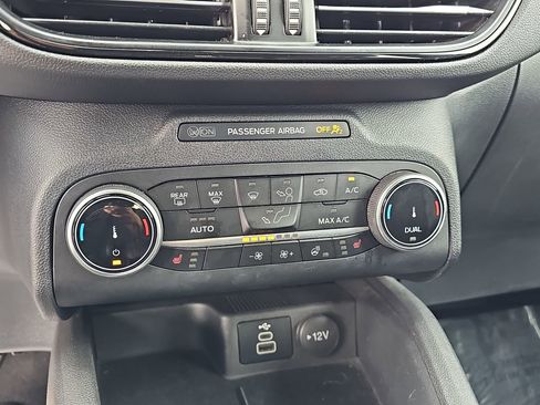 Used 2024 Ford Escape ST-Line image 20