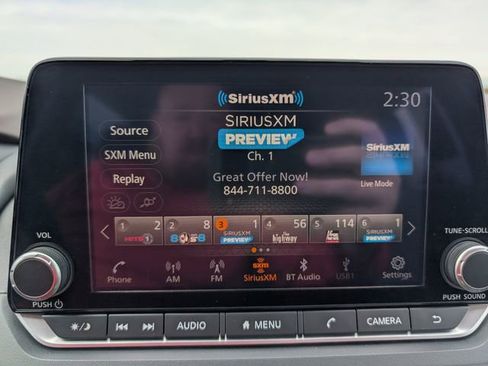 Used 2023 Nissan Rogue SV image 13