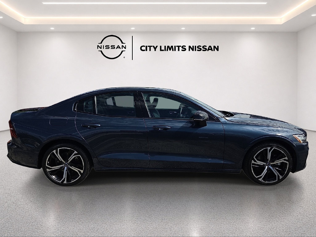 Used 2024 Volvo S60 B5 Core AWD/4WD image 4