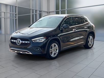 Used 2021 Mercedes-Benz GLA 250 4MATIC w/ Premium Package
