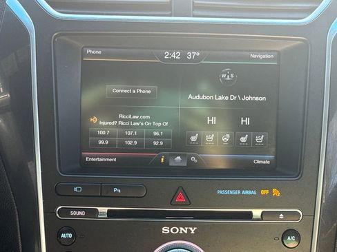 Used 2016 Ford Explorer Limited image 17