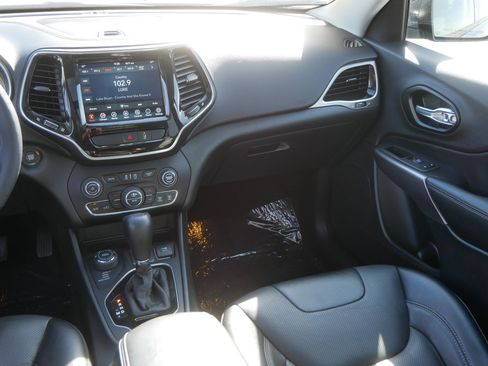 Used 2022 Jeep Cherokee Limited AWD/4WD image 11