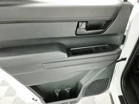 New 2026 Toyota Tacoma SR5 AWD/4WD image 25
