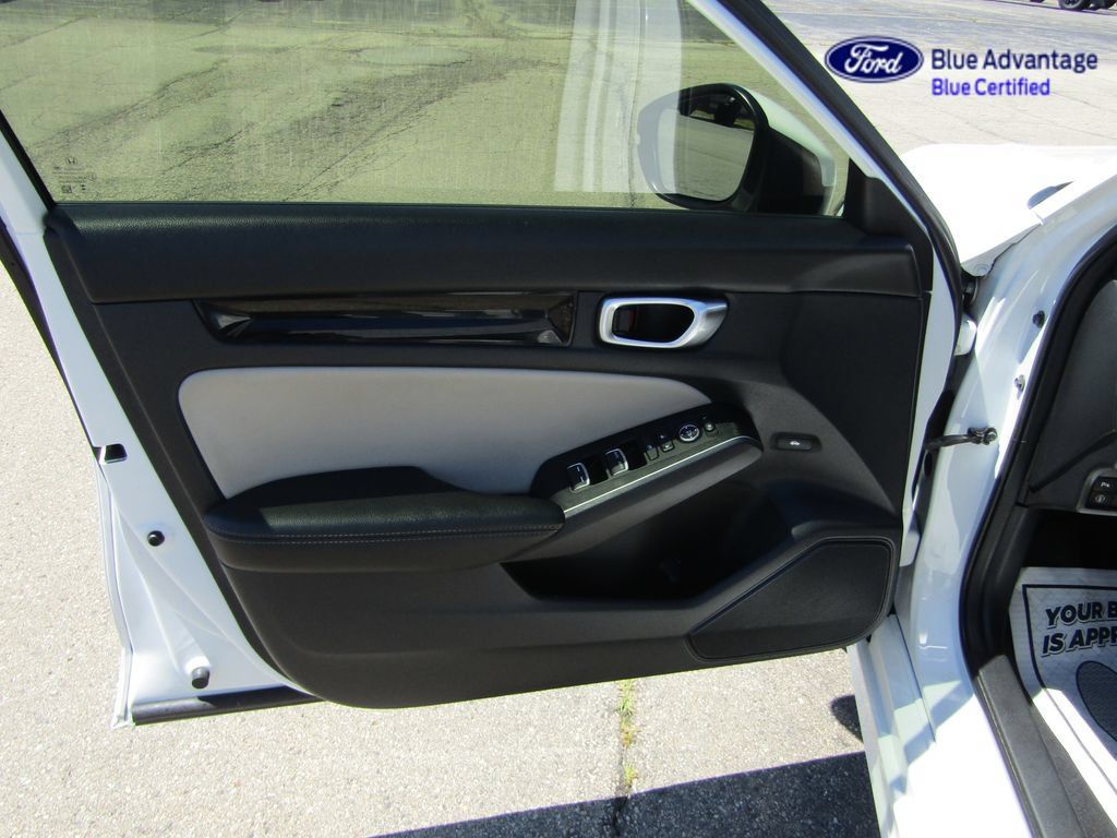 Used 2023 Honda Civic Touring image 26
