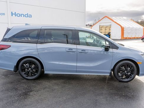 Certified 2023 Honda Odyssey Sport image 16