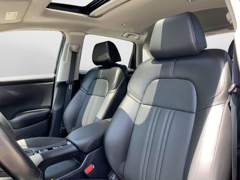 Certified 2025 Honda HR-V EX-L image 34