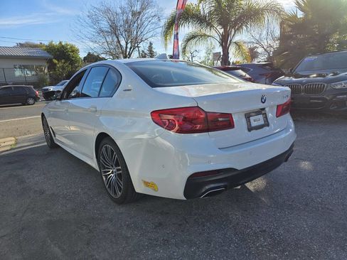 Used 2019 BMW 530e w/ M Sport Package image 8