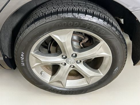 Used 2010 Toyota Venza image 11