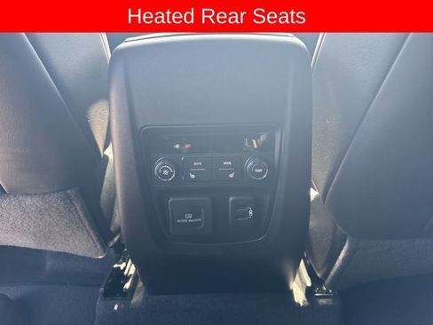 Used 2023 Buick Enclave Avenir w/ Avenir Technology Package AWD/4WD image 22