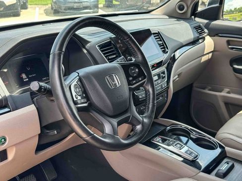 Used 2019 Honda Pilot Elite image 12
