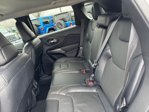 Used 2022 Jeep Cherokee Latitude Lux image 31